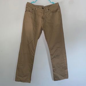 Levi jeans